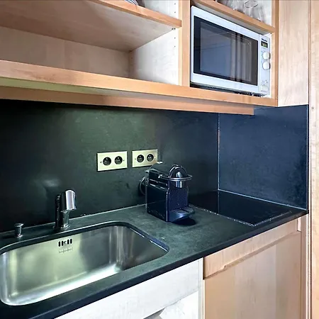 公寓 Champs Elysees - Prestige With Balcony Ac And View For 3