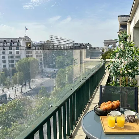 Champs Elysees - Prestige With Balcony Ac And View For 3 * Paris