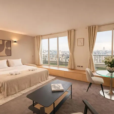 Champs Elysees - Prestige With Balcony Ac And View For 3 Apartamento Paris