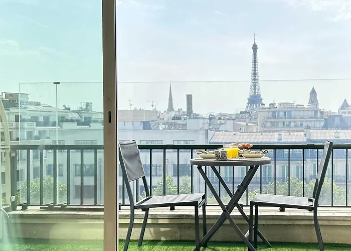 Champs Elysees - Prestige With Balcony Ac And View For 3 *